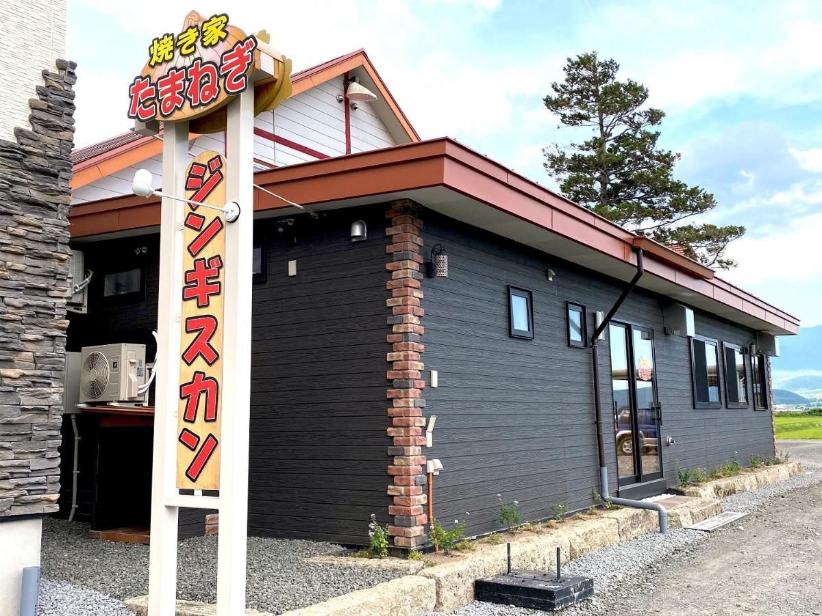 Petit Hotel Blaneneige Nakafurano Esterno foto